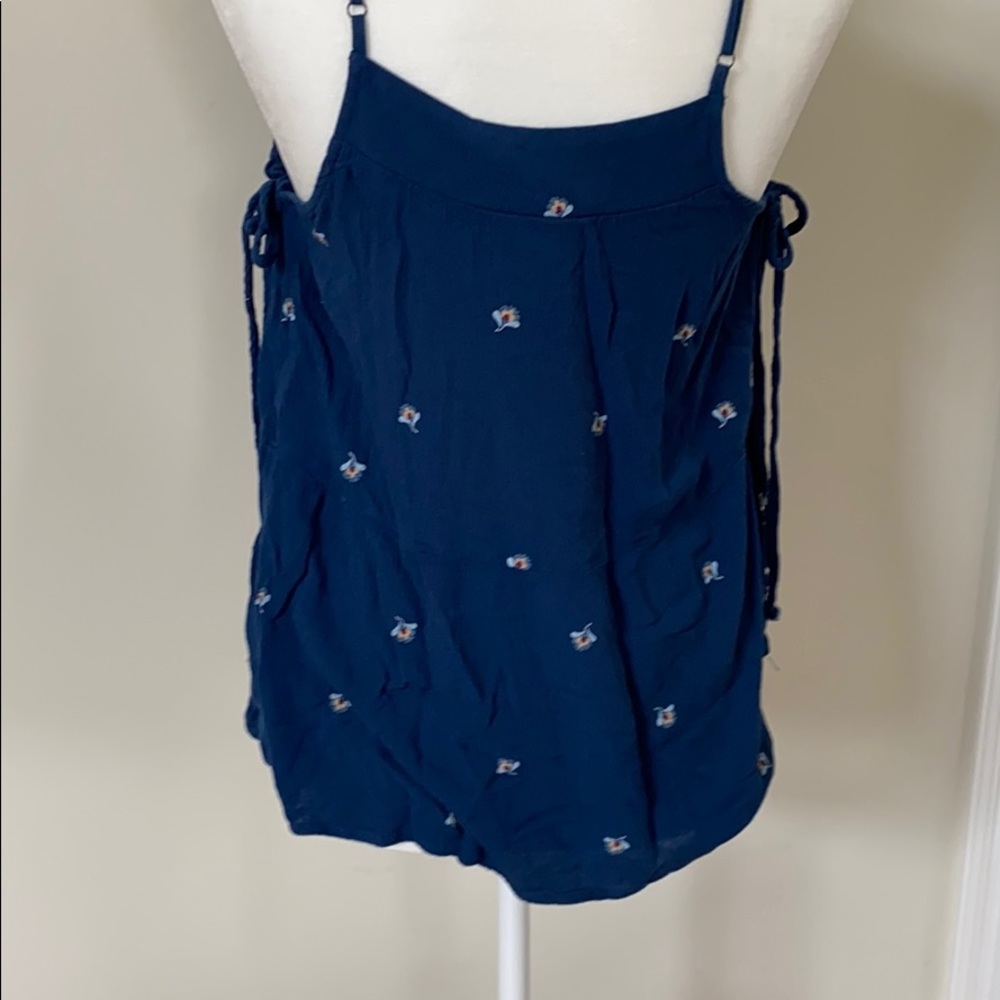 Universal Thread Tank Top - Picture 4 of 4
